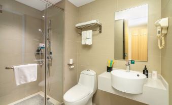 City Comfort Inn Hotel (Kunming South High-Speed Railway Station Baicheng University Town)