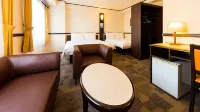 Toyoko Inn Keio Sen Hashimoto Eki Kita Guchi Hotel dekat JR Minami-Hashimoto Station