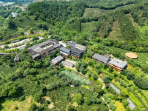 Wuzhou Cangwu Shangju Hotel (Liubao) Hotel a Cangwu