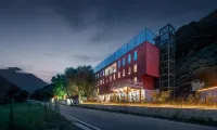 Kanshanshishan Riverside Garden Hotel (Danba Jiaju Cangzhai Branch) Các khách sạn ở Đan Ba