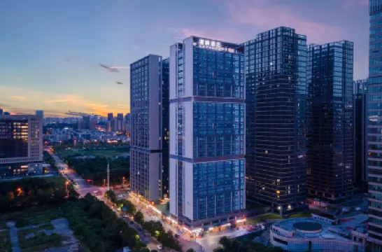 Lavande Hotel (Changsha High-speed Railway South Station Branch) Hotel berhampiran Changsha South Railway Station