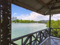 QURATA RIVERSIDE RESORT Hotels in Kuala Ibai