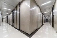 Davis International Apartment (Shenzhen North Station Branch) - Condos