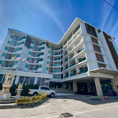 Vareena Palace Hotel Các khách sạn gần Công viên Mini Siam