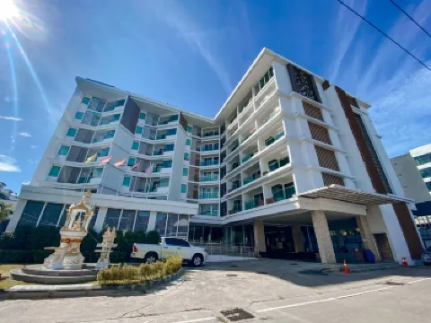 โรงแรมวารีน่า พาเลซ โรงแรมใกล้อุทยานหินล้านปีและฟาร์มจระเข้พัทยา