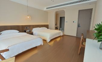 CLOUD Gatherers Boutique Mountique Lodge