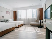 Yizhi Hotel (Qingyuan Yingde Binjiang Park Branch) 잉더 호텔
