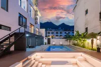 Kuriki Ichigo · FAIRYLAND Stream and Rice Field Designer Pool Accommodation - Infinity Pools