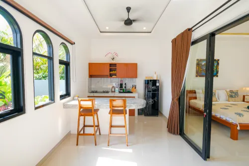 Crystal Flow Guest House & Apartment Canggu - Kondo