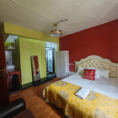 Huayun Primier Hotel