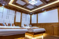 Shangri-La Shangri La Tianjiang Linka Healing Travel Homestay (Dukezong East Gate) - 温泉