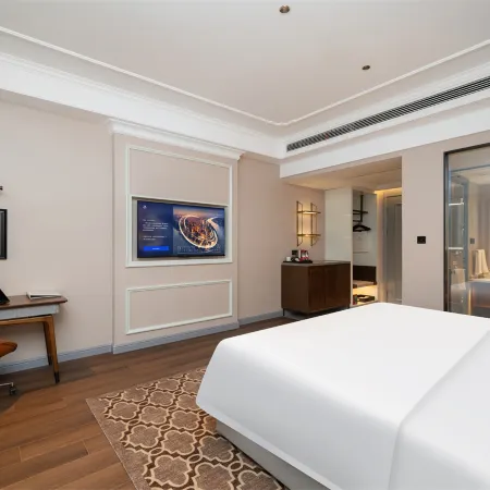 Vienna International Hotel (Hai'an Riyue Road)
