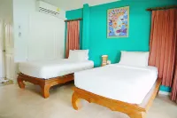 Bayview Resort Phi Phi Island - Beach Front Resort