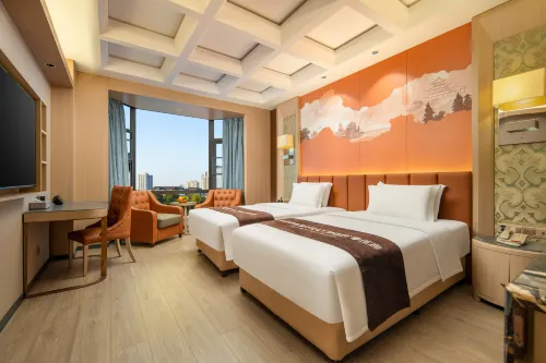 Yunqili Hotel (Chibi North Station)