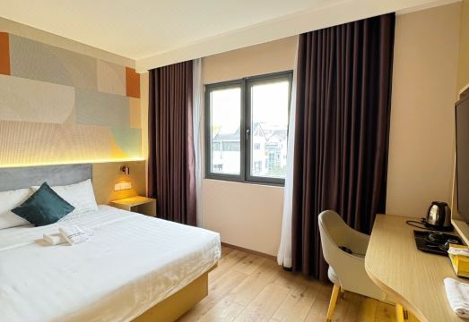 엘롱 미 호텔 시설