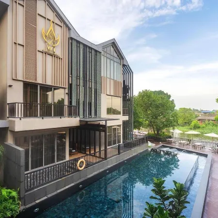 W1@Bangkoknoi Hotel Отели рядом с достопримечательностью «Торговый центр Central Plaza WestGate»