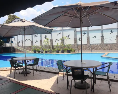 Shakti Villa Dago Bandung Hoteles en Coblong