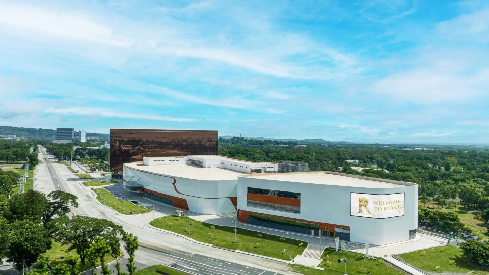 Royce Hotel & Casino