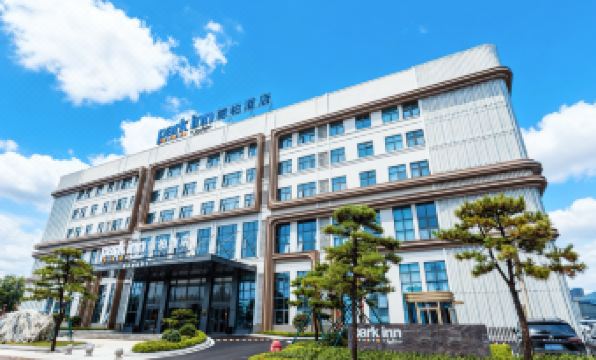 Park Inn by Radisson(Weifang Anqiu Taihuacheng New Bus Station Store)