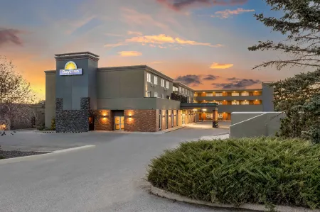 Days Inn by Wyndham Airdrie