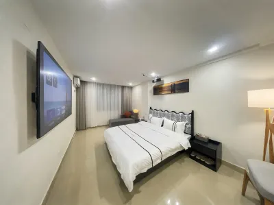 Quanzhou Four Seasons Film Lnn Hotels near Huiyu Islet