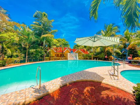 Cavesera Residencia Farm and Resort  호텔