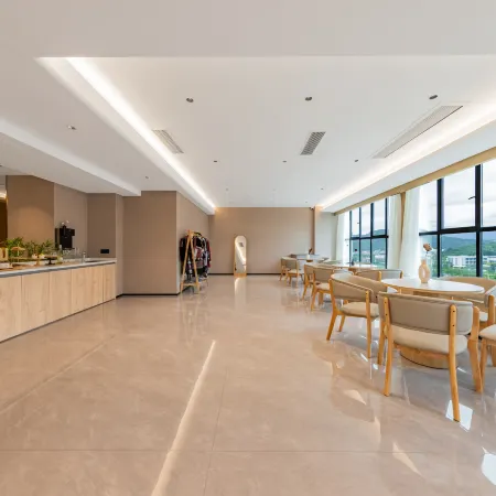 Huanbo Yuebo Hotel (Dushan High-Speed Rail Station Branch)