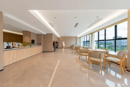 Huanbo Yuebo Hotel (Dushan High-Speed Rail Station Branch)