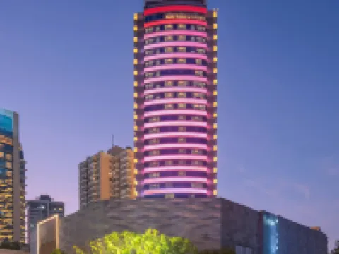 Holiday Inn YIWU CENTER by IHG 稠州公園周辺のホテル