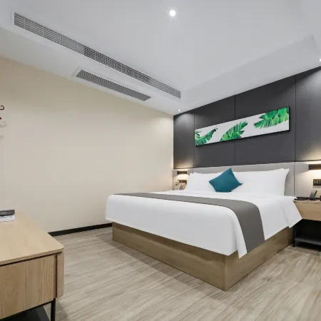 Shankee Tea Style Hotel (Anshun Kaifaqu West Railway Station)