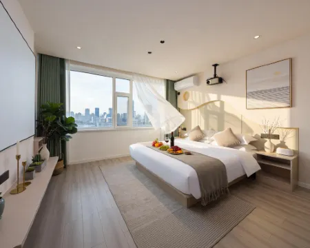 Yunduo · Designer Intelligent Cinema Homestay (Yanji Yanbian University West Market Branch) Hotels in Yanji