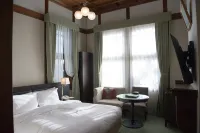 โรงแรมนารา