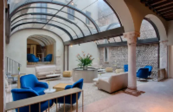 維羅納宮NH精選酒店 酒店