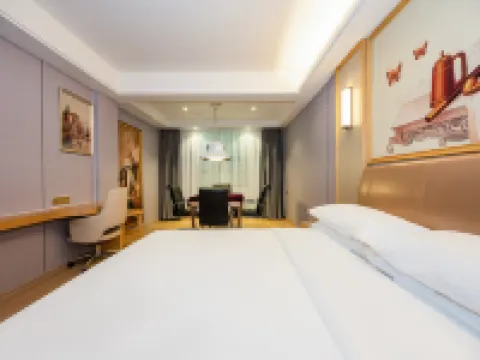 Vienna Hotel (Jinggangshan Scenic Area Tianjie Branch) Hotels near Longtan Scenic Area