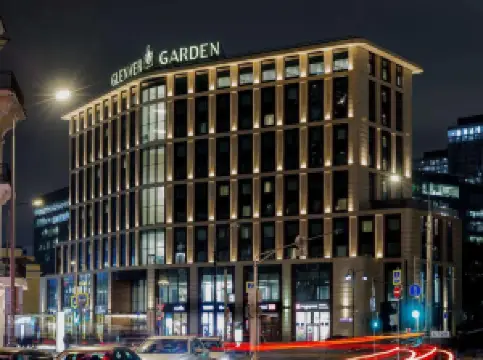 Glenver Garden Hotel (Ex.Hilton Garden Inn)