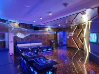 Dongda Holiday Hotel - bar