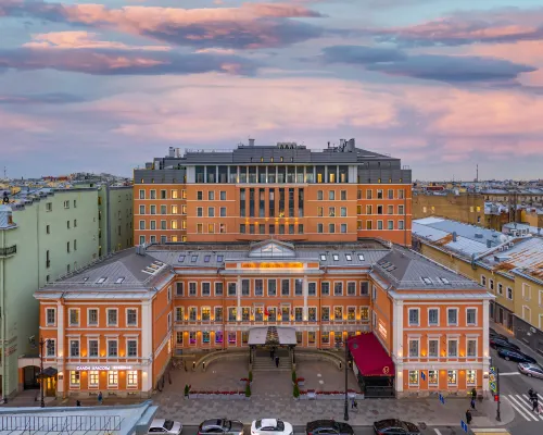 Vvedensky Hotel クルーザー オーロラ周辺のホテル