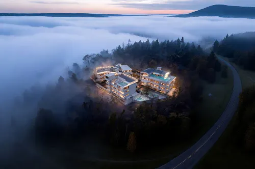 YMUS·ANANDA Hot Spring Healing Retreat