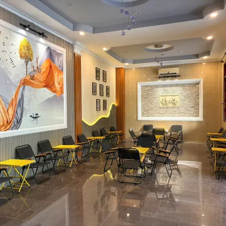 Hotel N3 Отели рядом с достопримечательностью «Комплекс туннелей Кучи»