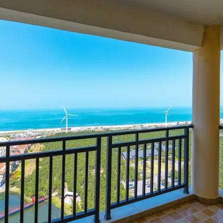 Hermit Crab Sea Scenic Apartment (Naxianghai Diamond Beach)