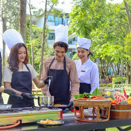 Holiday Ao Nang Beach Resort, Krabi