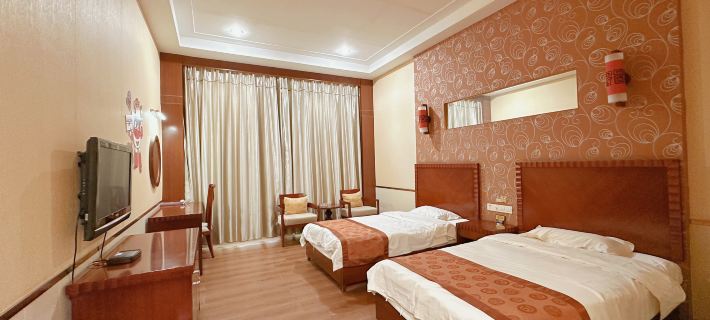 Chaya Mountain Companion Mountain Resort Hotels in Suiping