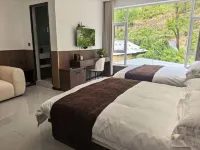 ‌Lake & Mountain Secluded Retreat‌