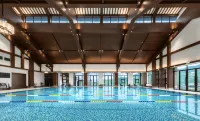Hushan Mansion (Yixing Yao Hu Town Scenic Area) - Pools