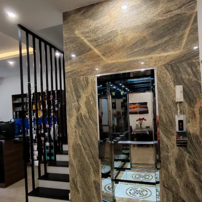 The Star hotel DTH3-31 Các khách sạn gần Bãi Dài