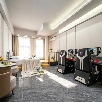 Wu Aikes Hotel (Yinchuan Haibao Park) Hotels near Haibaota Monastery