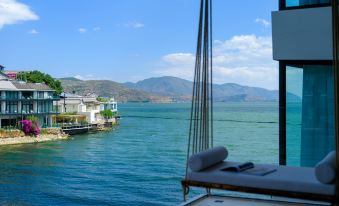 Yunyu Mountain & Sea · SERENITY | Listen to the Erhai Breeze at this Seaview Art Stay