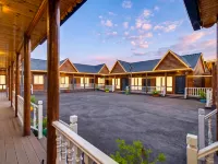 Wooden house丨隱間•伴山小築輕奢民宿 額爾古納住宿飯店