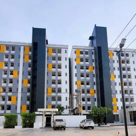 Chateau Hotel & Apartments