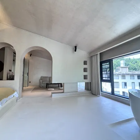 Linshanqi Homestay (Mount Fanjing Scenic Area East Gate)